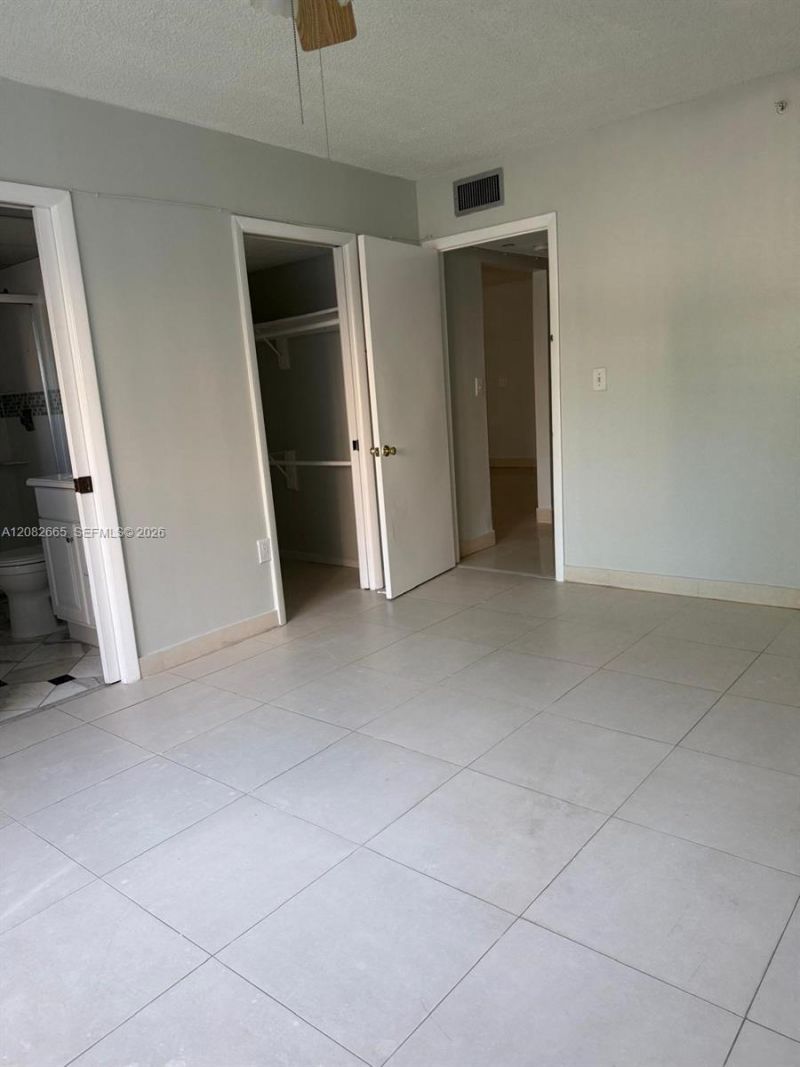 8650 SW 133rd Ave Rd , Unit 211, Miami, FL 33183 Photo