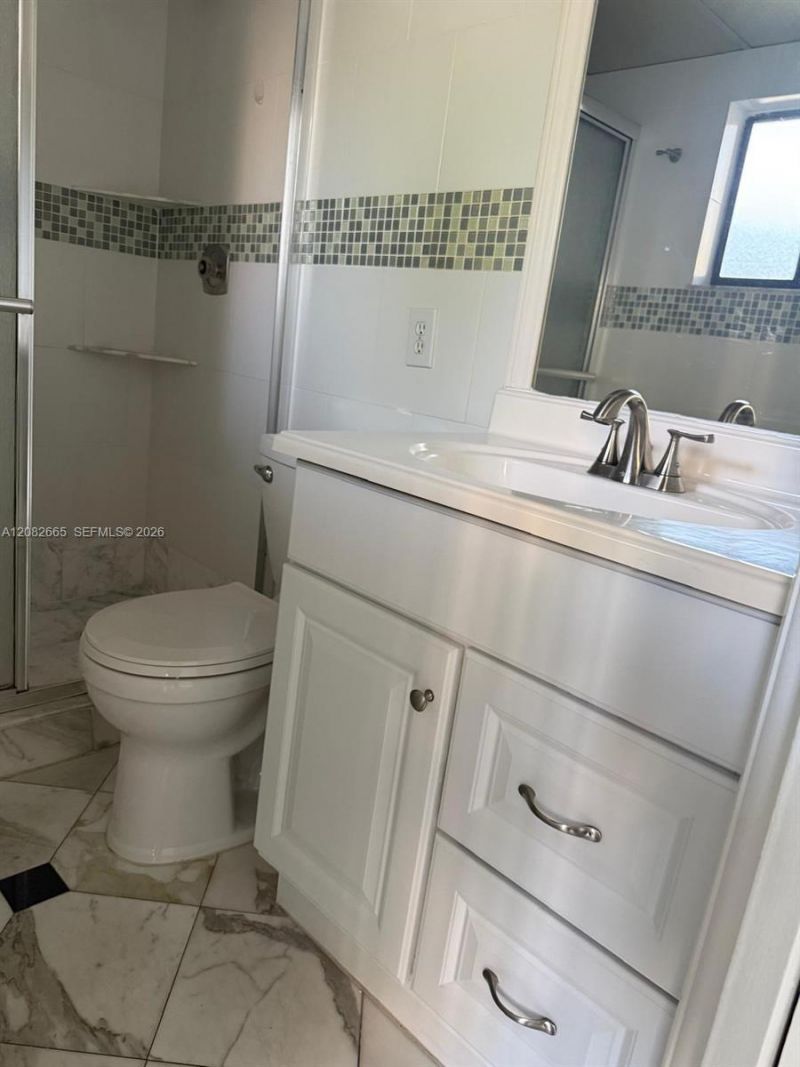 8650 SW 133rd Ave Rd , Unit 211, Miami, FL 33183 Photo