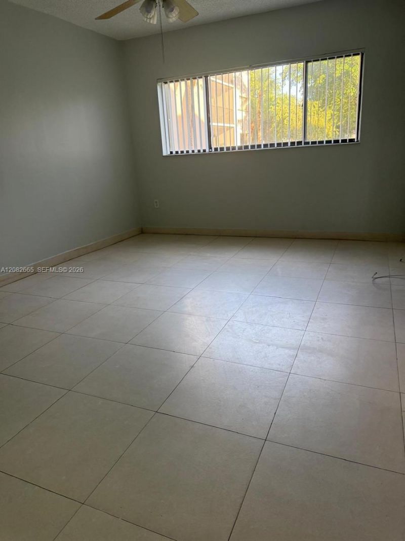 8650 SW 133rd Ave Rd , Unit 211, Miami, FL 33183 Photo
