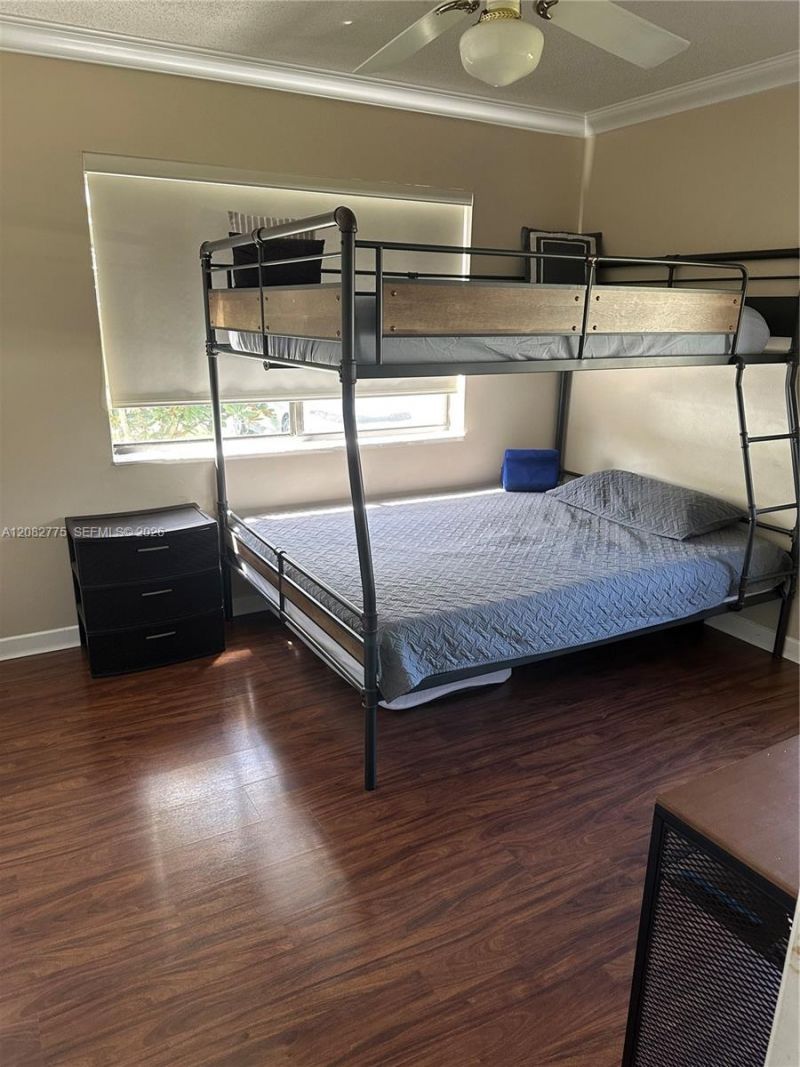 445 Lakeview Dr, Unit 1, Weston, FL 33326 Photo