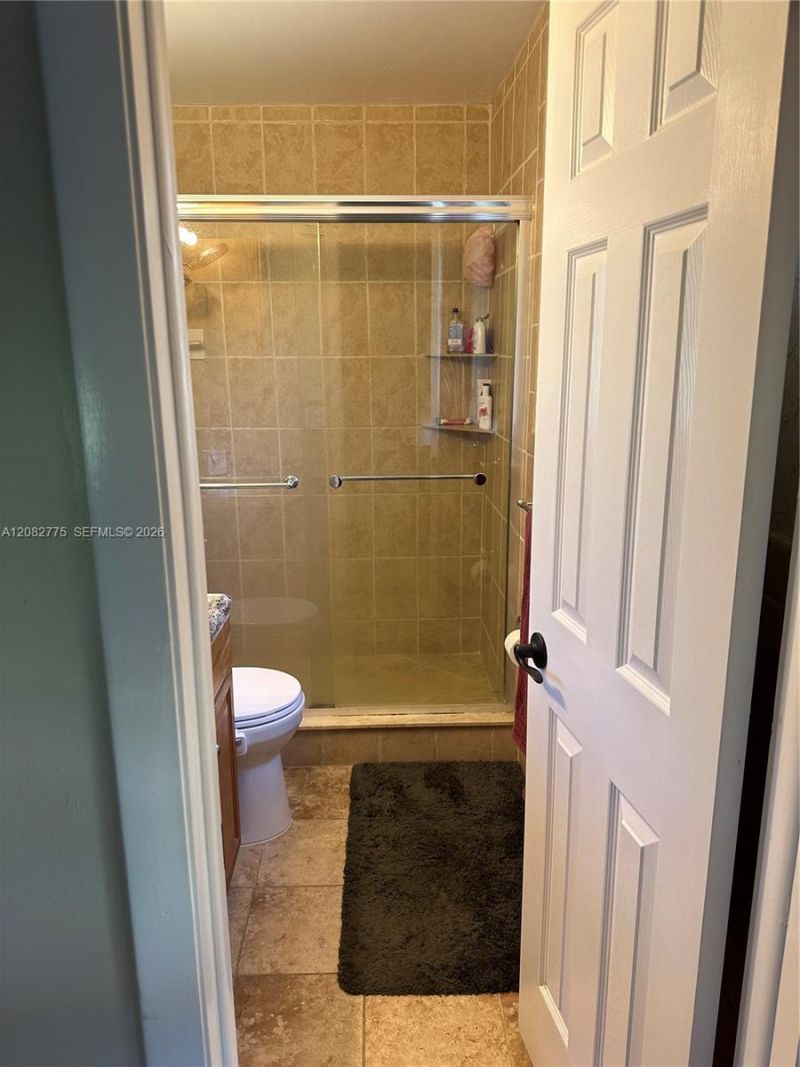 445 Lakeview Dr, Unit 1, Weston, FL 33326 Photo