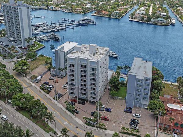 95 N Birch Rd, Unit 301, Fort Lauderdale, FL 33304