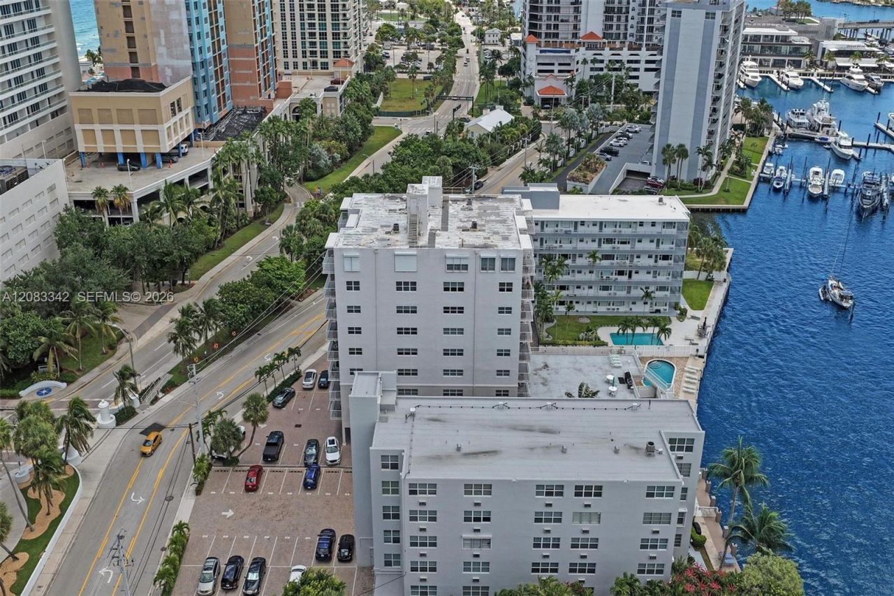 95 N Birch Rd, Unit 301, Fort Lauderdale, FL 33304 Photo