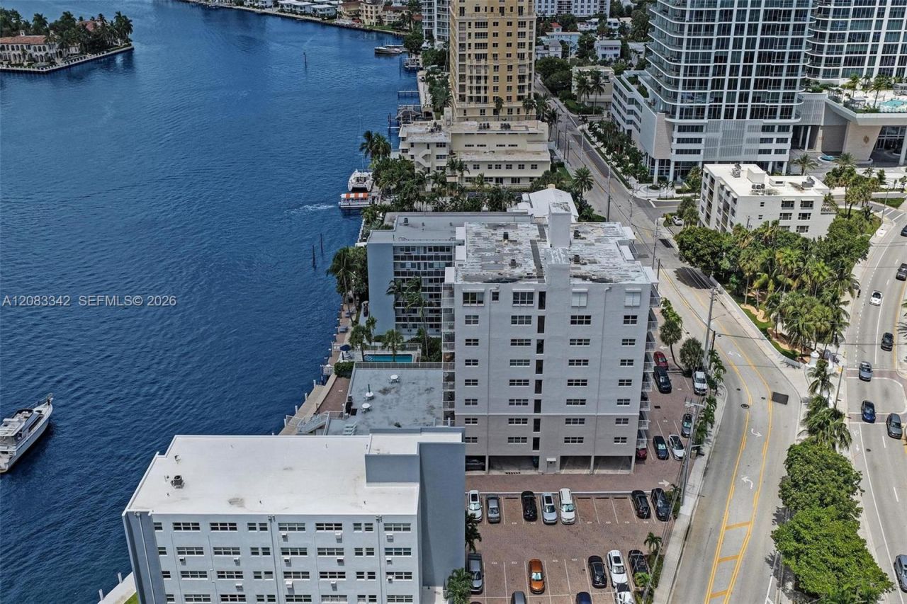 95 N Birch Rd, Unit 301, Fort Lauderdale, FL 33304 Photo