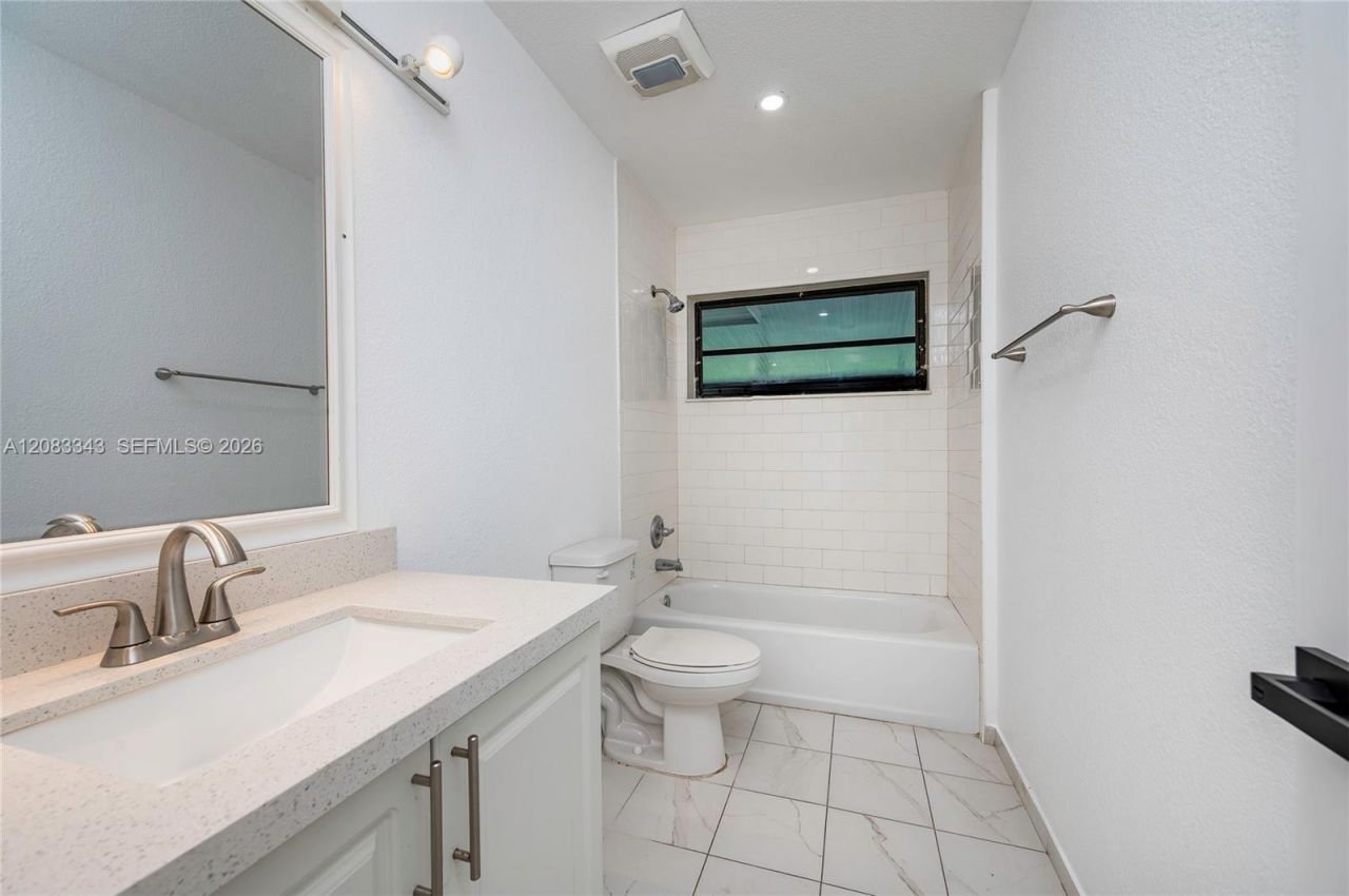 955 NW 15th St , Homestead, FL 33030 Photo