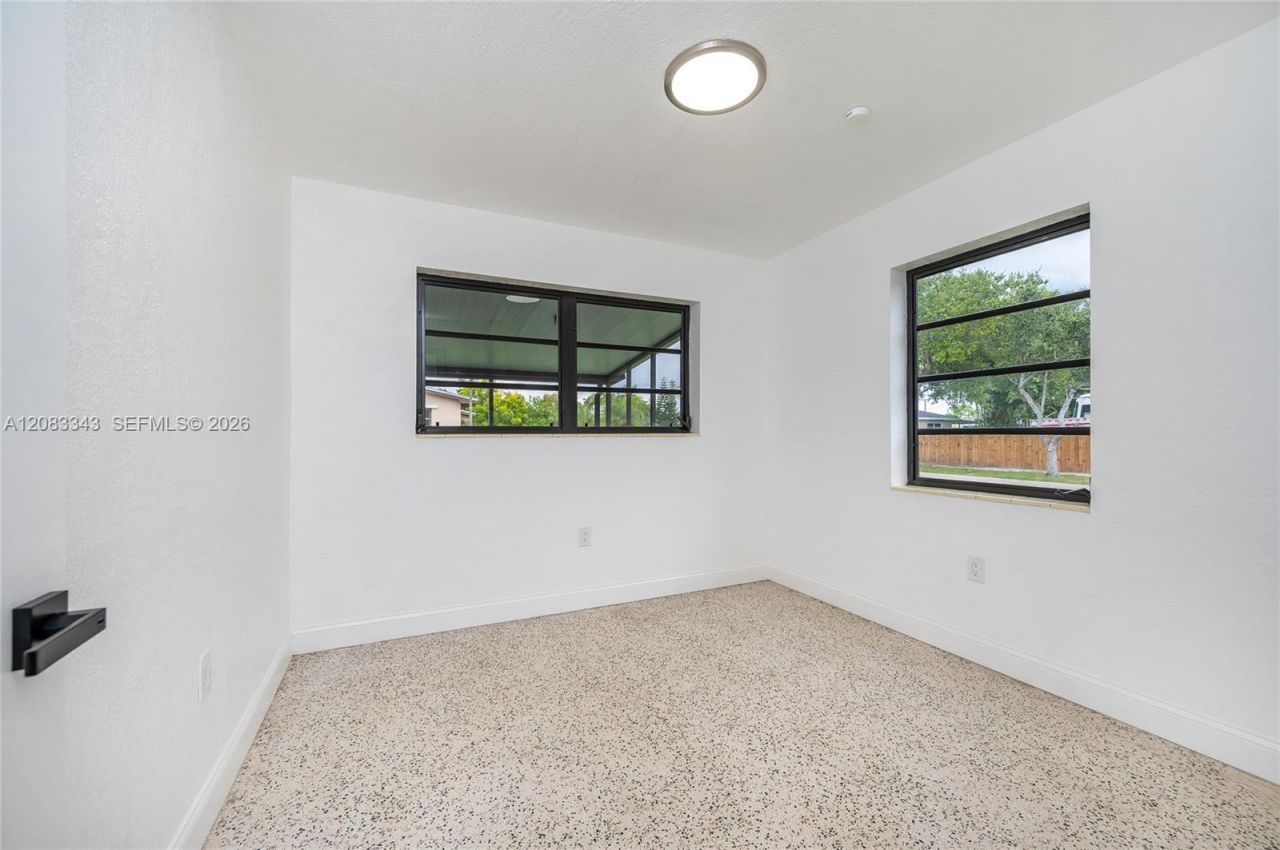 955 NW 15th St , Homestead, FL 33030 Photo