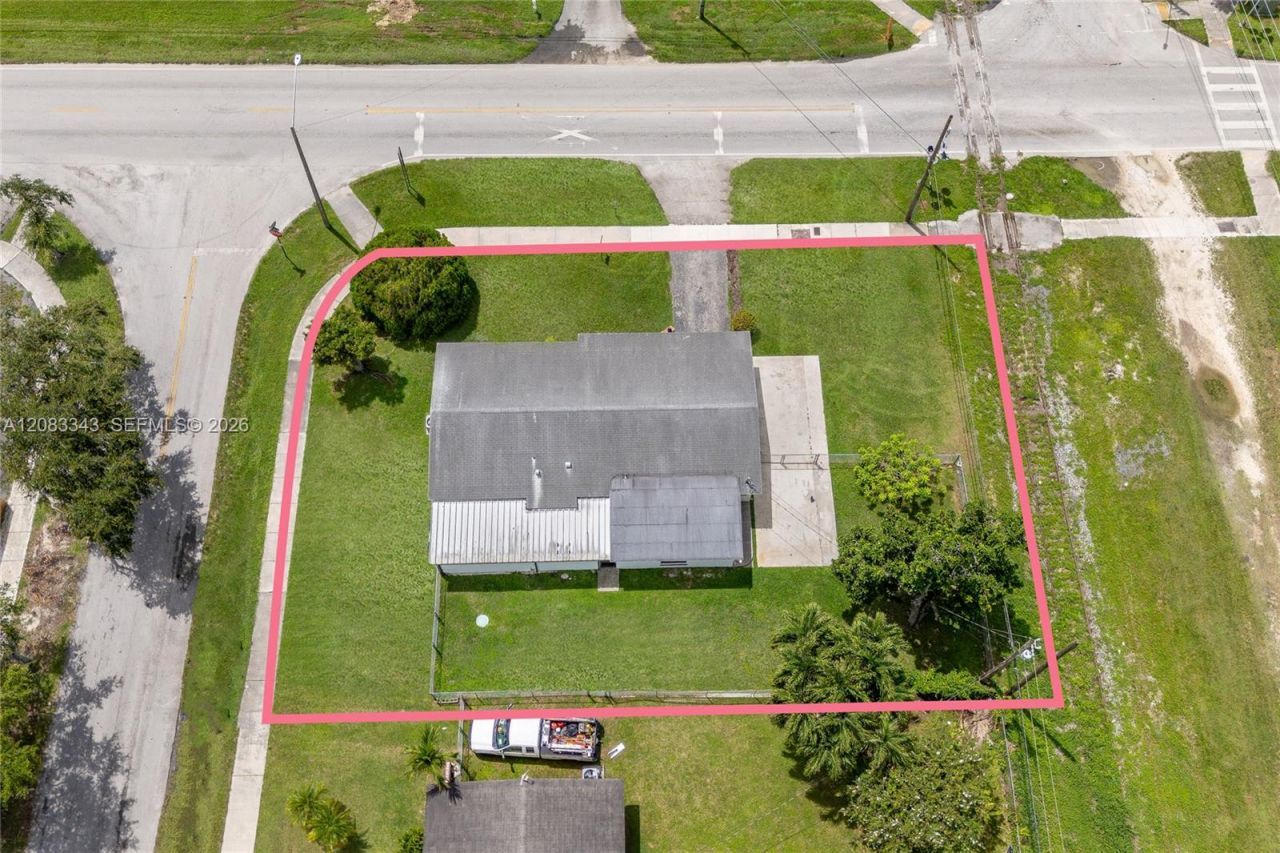 955 NW 15th St , Homestead, FL 33030 Photo