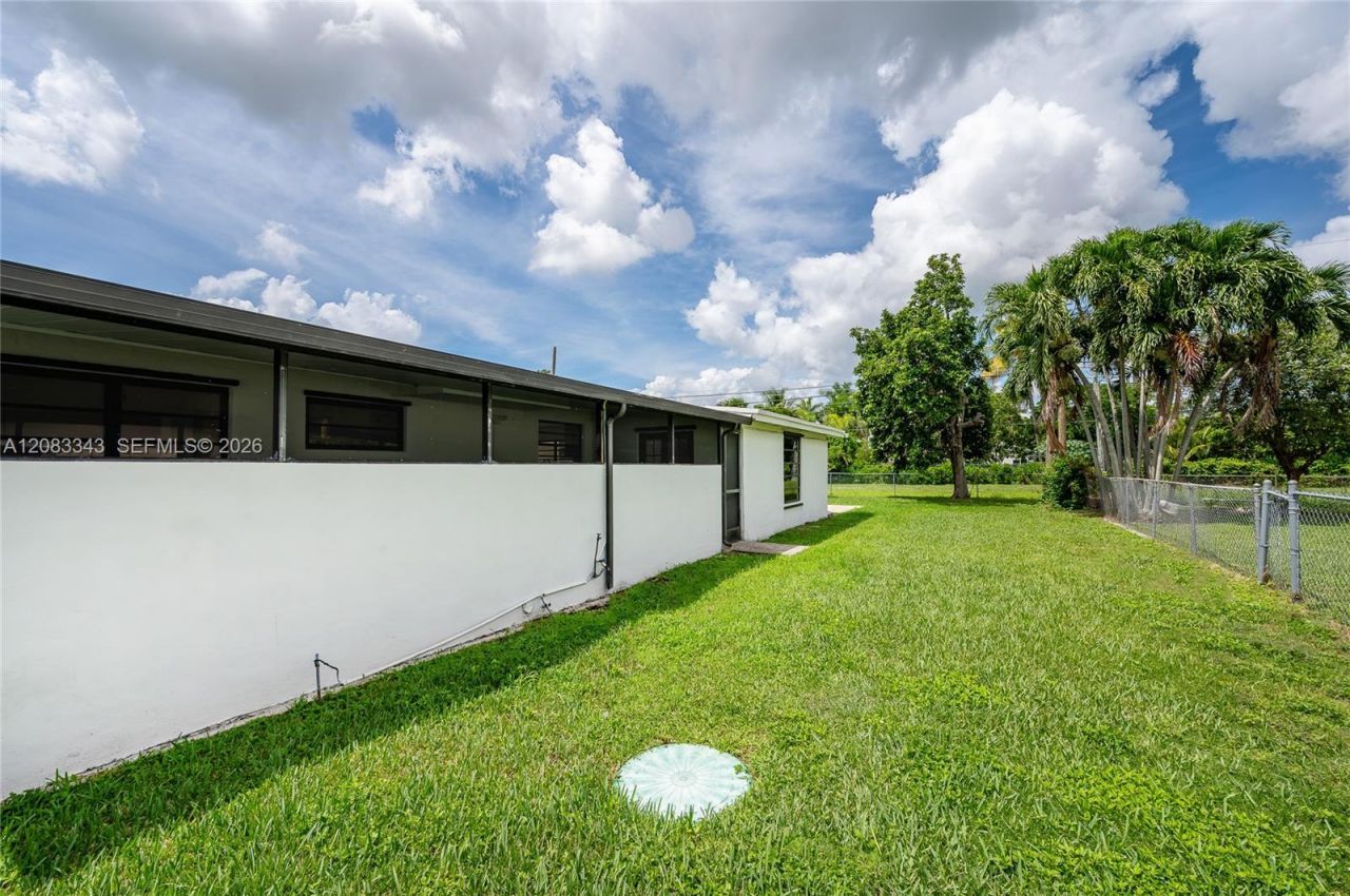 955 NW 15th St , Homestead, FL 33030 Photo