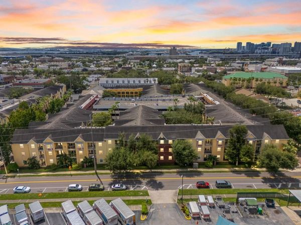 1810 E PALM AVENUE , Unit 5211, TAMPA, FL 33605