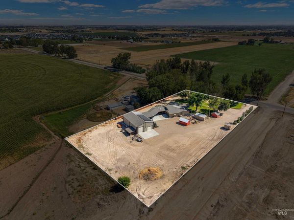 2370 W Lake Hazel Rd, Meridian, ID 83642