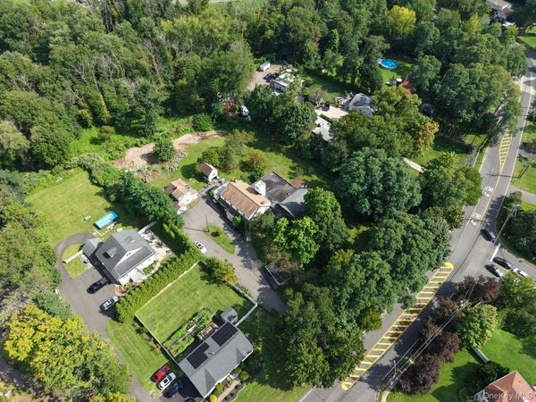 184 S Pascack Road , Nanuet, NY 10954