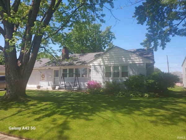 209 Shumacher Drive, Bremen, IN 46506