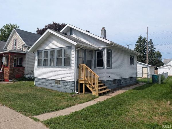 122 E 13th Street, Mishawaka, IN 46544
