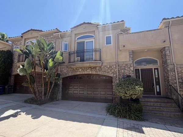 251 N Rios Avenue, Solana Beach, CA 92075