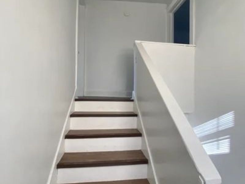 994 Parkwood Drive, Cleveland, OH 44108 Photo 20