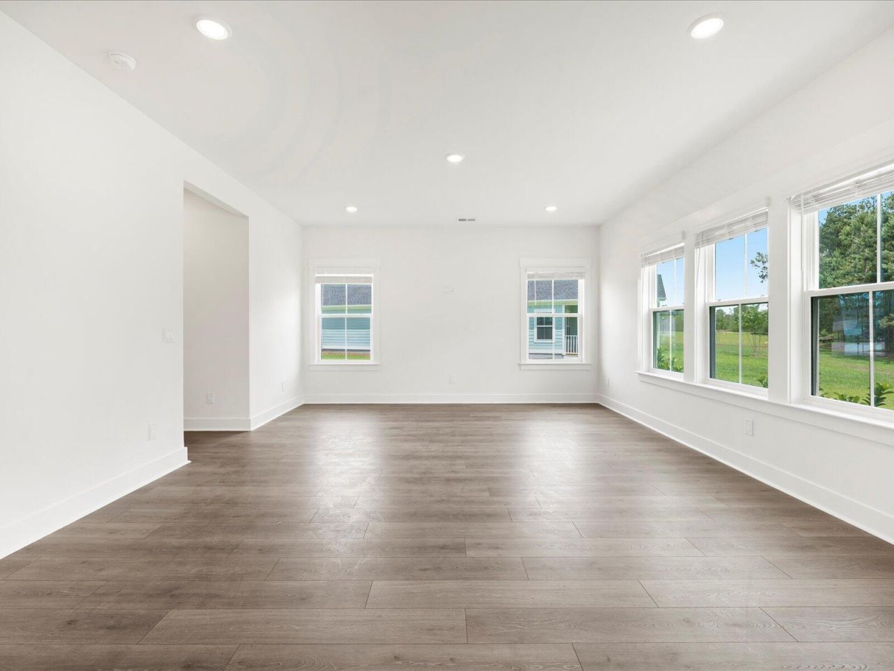 447 Radiant Blue Way Photo 16
