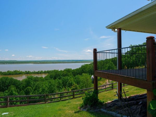270 Rockport Lndg , Holladay, TN 38341