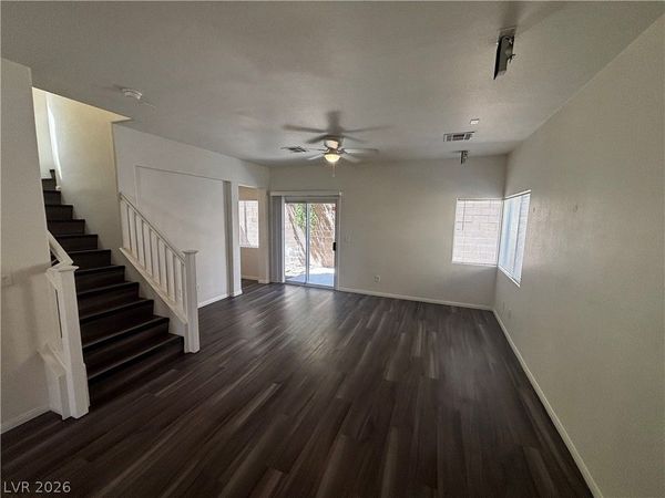 9469 Oro Bullion Street , Las Vegas, NV 89178