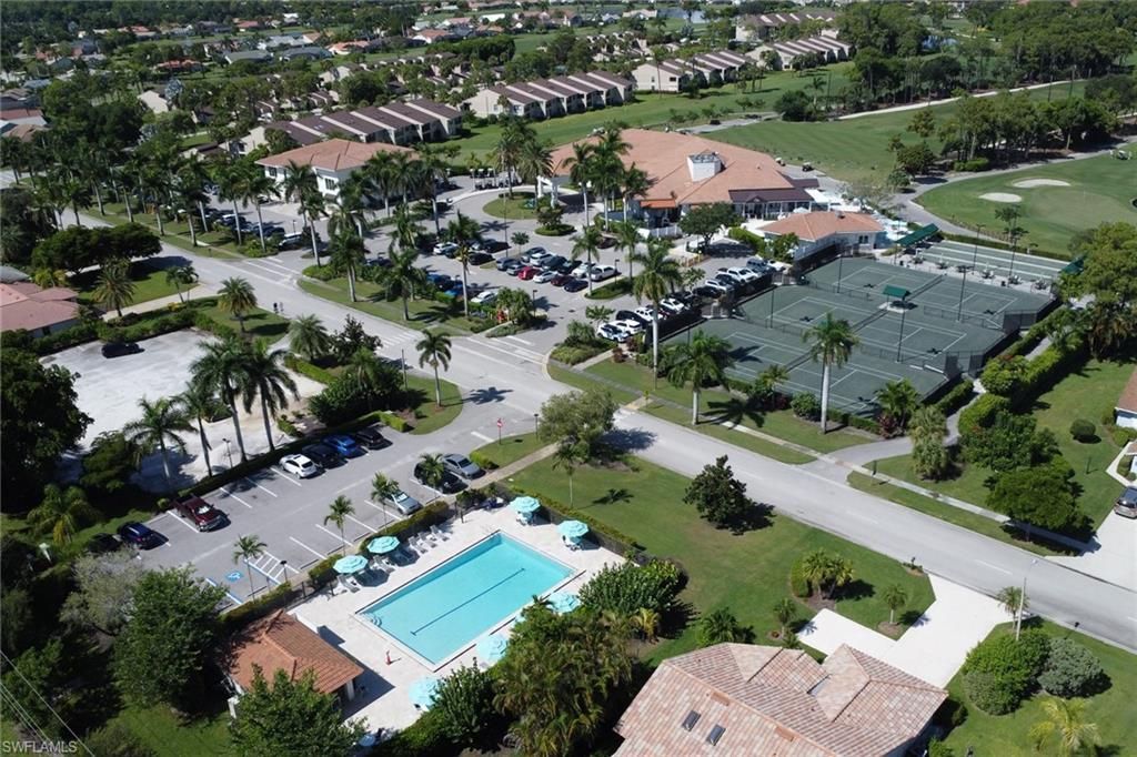 5270 Fox Hollow Dr, Unit 607, Naples, FL 34104 Photo