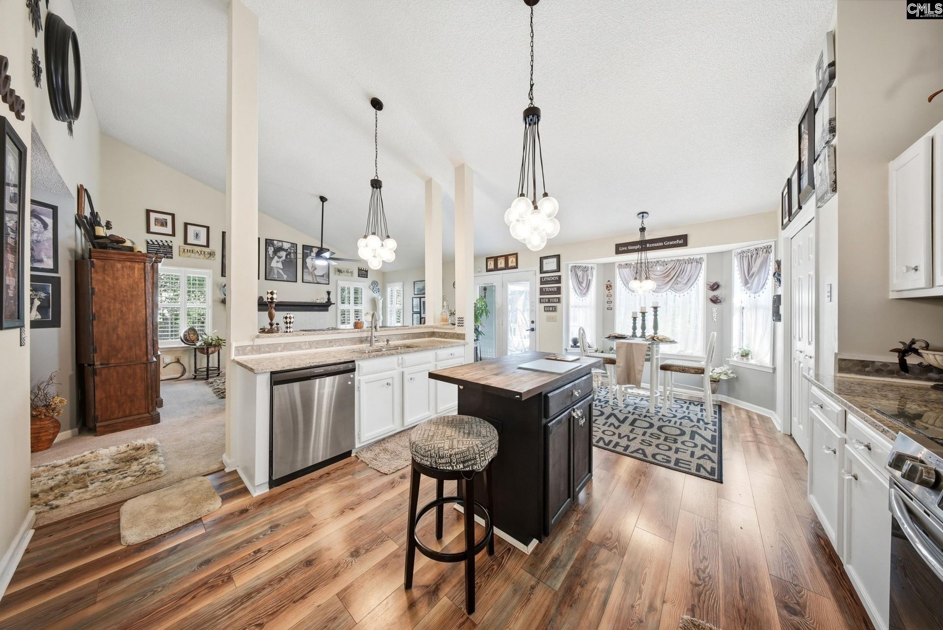 17 Ridge Pond Drive Photo 9