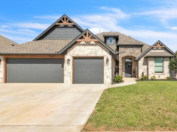 2005 Aminas Drive, Yukon, OK 73099