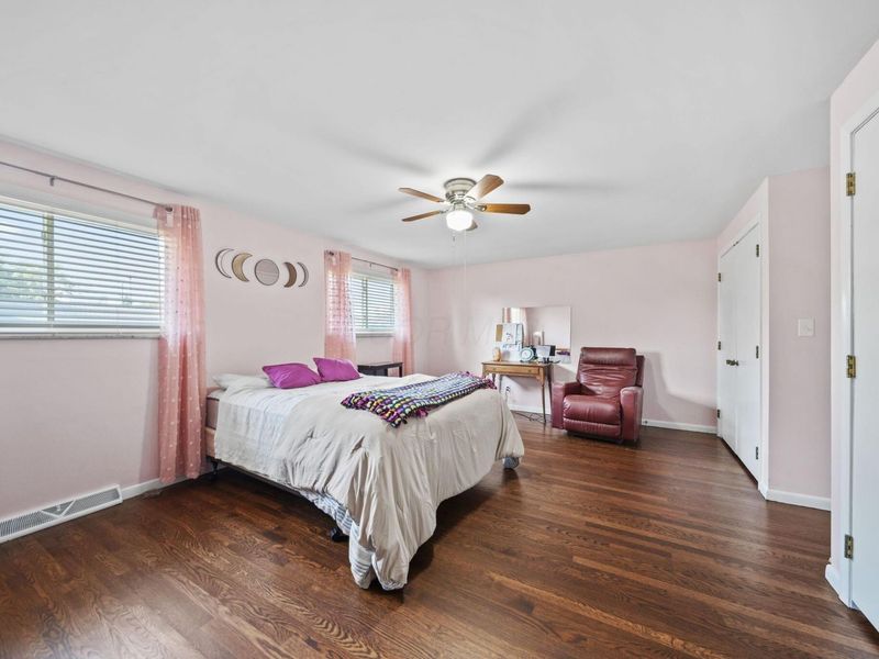 608 Latham Court, Columbus, OH 43214 Photo 32