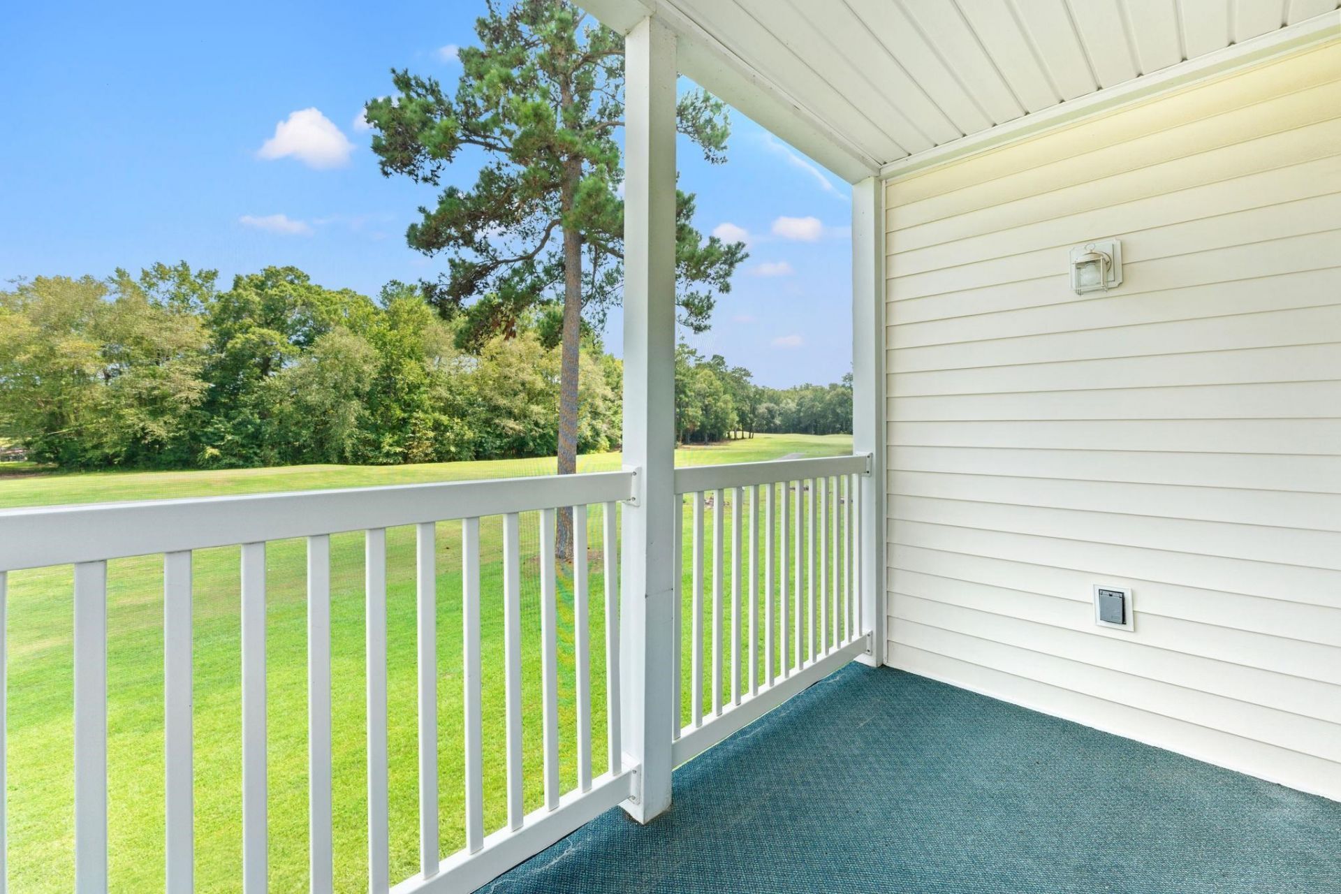 684 Tupelo Ln. Photo 24