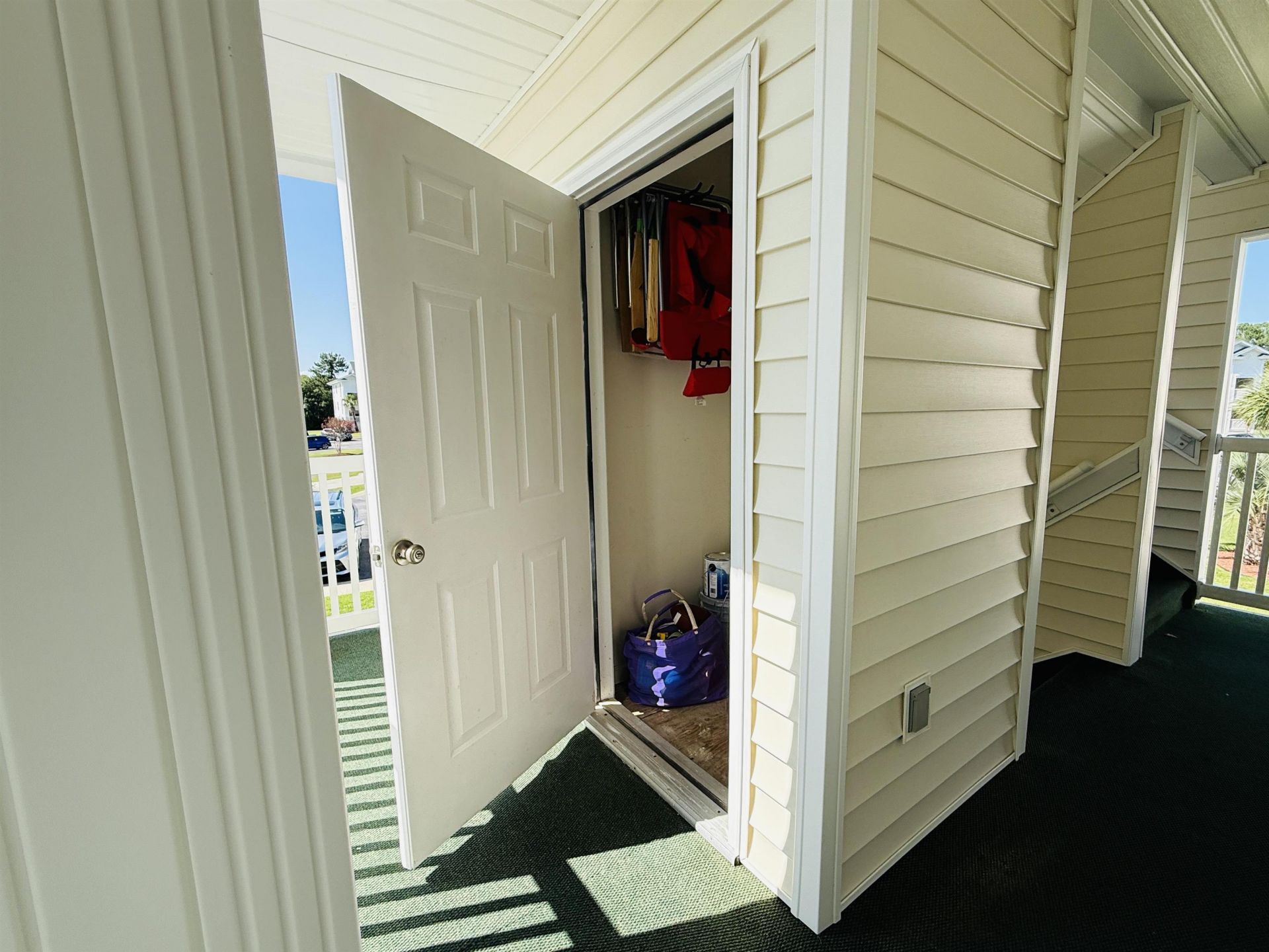 684 Tupelo Ln. Photo 26