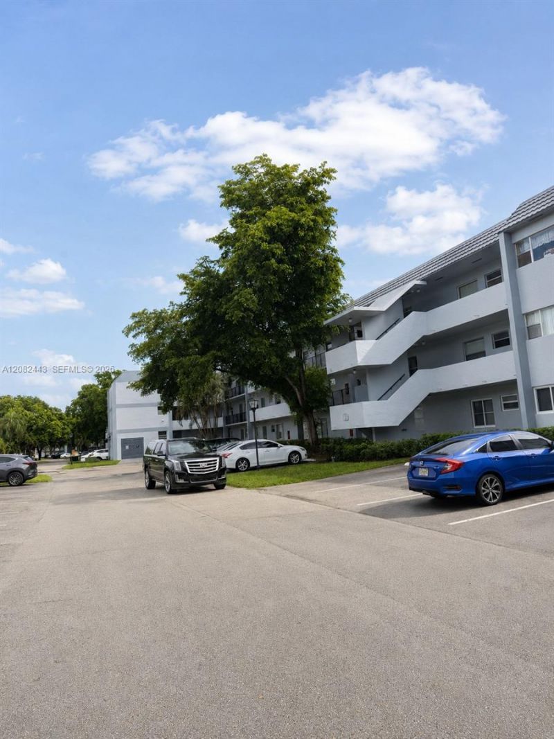 8350 Sands Point Blvd , Unit E309, Tamarac, FL 33321 Photo