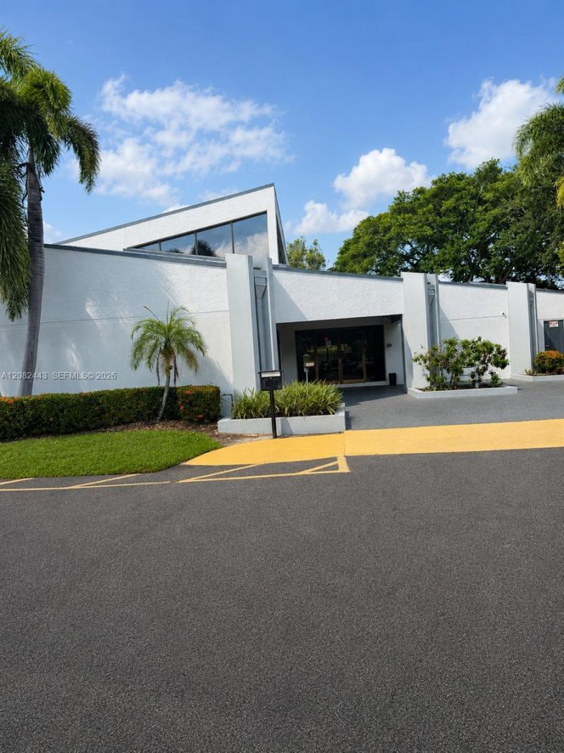 8350 Sands Point Blvd , Unit E309, Tamarac, FL 33321 Photo