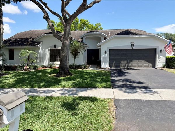5796 SW 89th Way , Cooper City, FL 33328