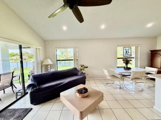 5796 SW 89th Way, Cooper City, FL 33328 Photo