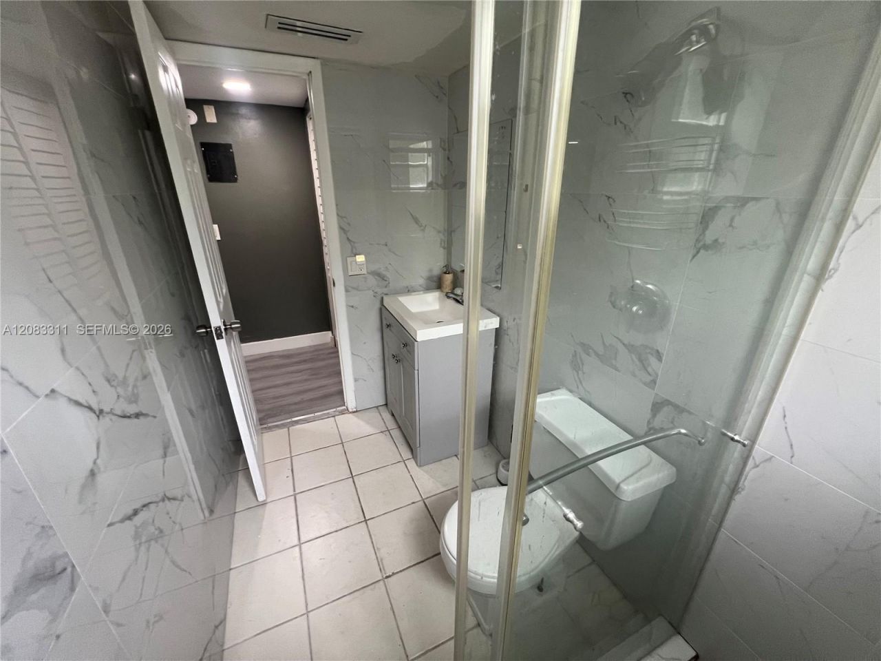 30 SE 4th Ave, Unit 106, Hallandale Beach, FL 33009 Photo