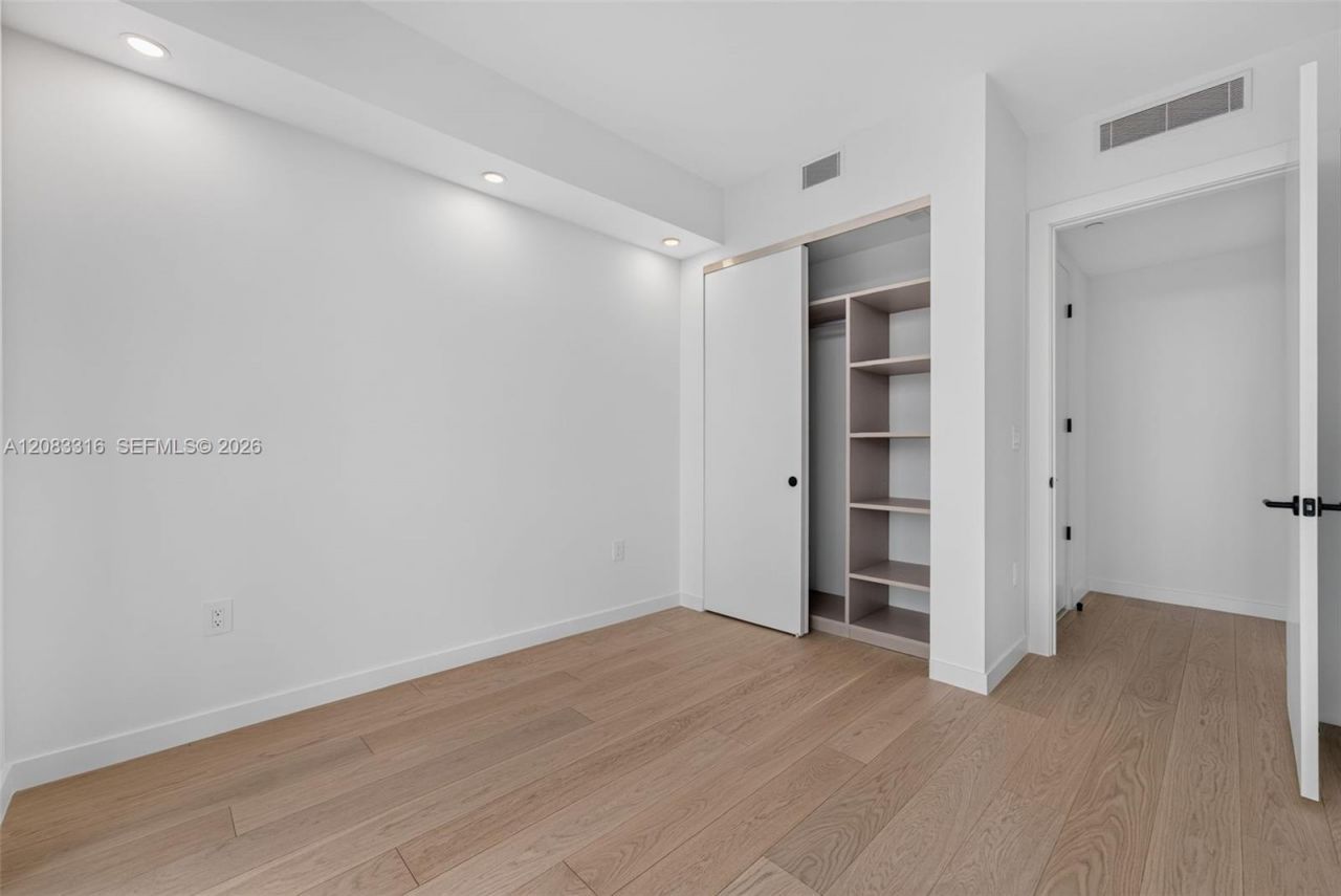 2200 Brickell Avenue , Unit 315, Miami, FL 33129 Photo