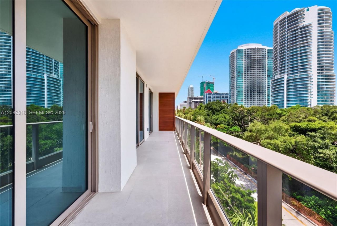 2200 Brickell Avenue , Unit 315, Miami, FL 33129 Photo