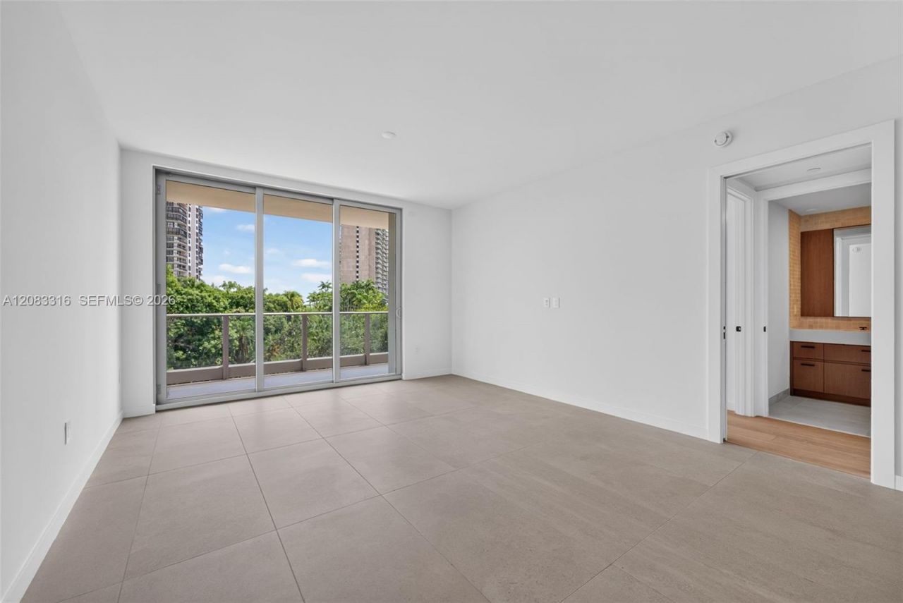 2200 Brickell Avenue , Unit 315, Miami, FL 33129 Photo