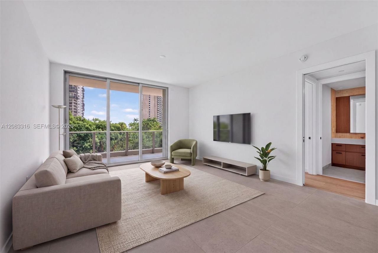 2200 Brickell Avenue , Unit 315, Miami, FL 33129 Photo