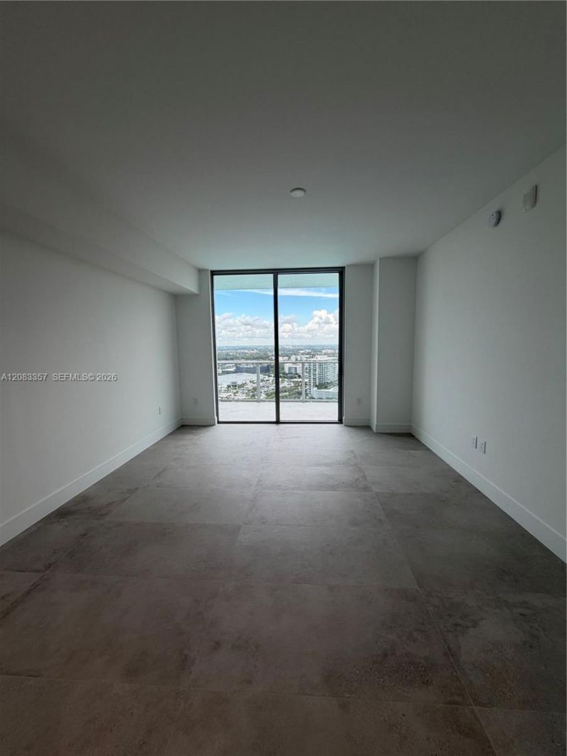 2411 Laguna Cir , Unit 2508, North Miami, FL 33181 Photo