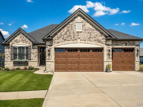 105 Royal Inverness Parkway, Dardenne Prairie, MO 63368