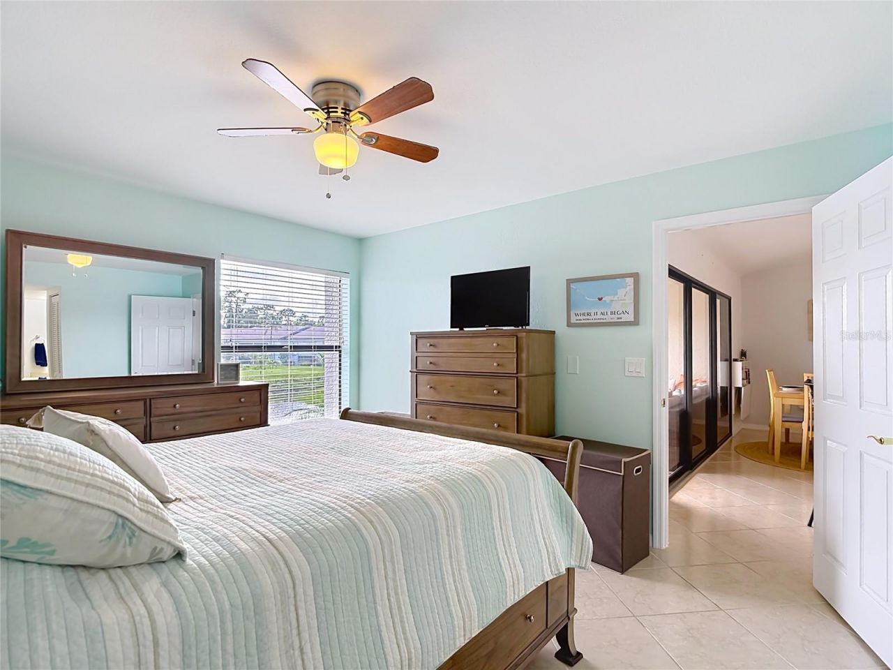 5925 Trailwinds Drive, Unit 925, Fort Myers, FL 33907 Photo