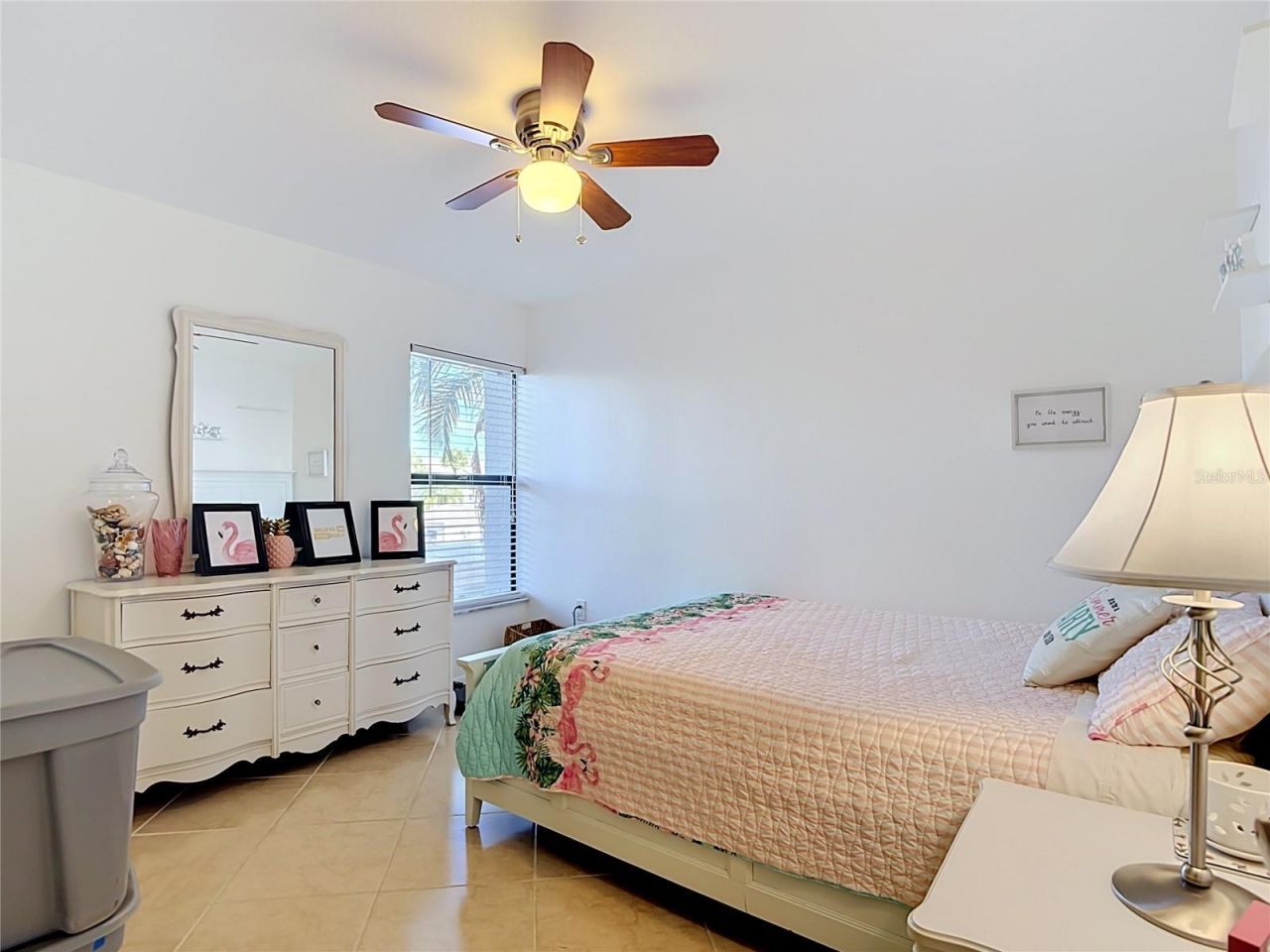 5925 Trailwinds Drive, Unit 925, Fort Myers, FL 33907 Photo