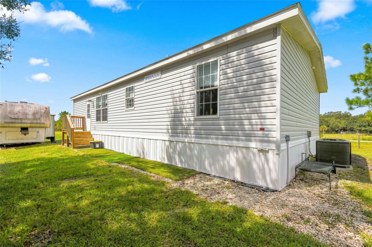 20967 NW 250th Street , Okeechobee, FL 34972 Photo