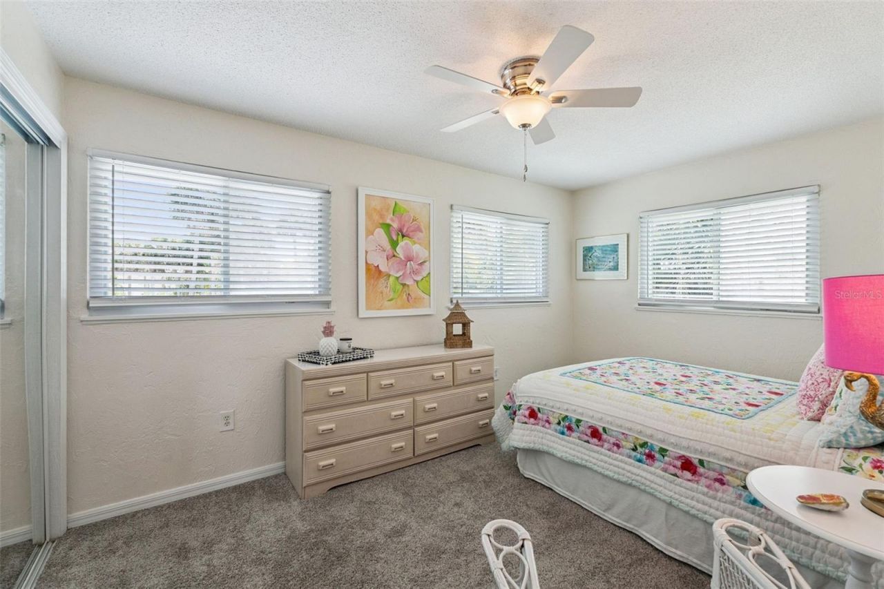 4001 Saxon Drive , New Smyrna Beach, FL 32169 Photo
