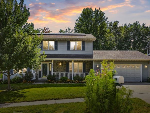 1129 Hampton Court , Iowa City, IA 52240
