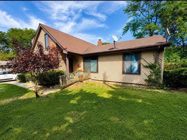 1923 N Jackson Street , Waukegan, IL 60087