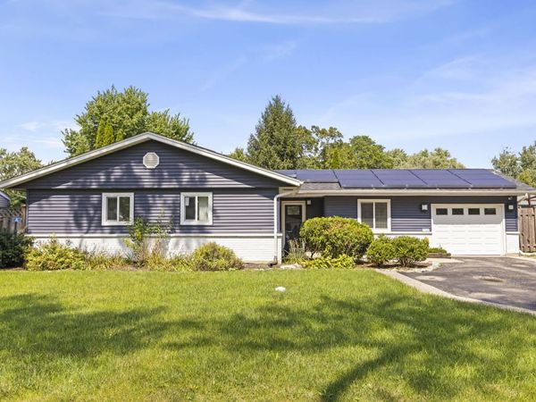 724 E Baldwin Road , Palatine, IL 60074