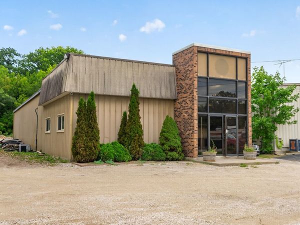 520 S River Street , Batavia, IL 60510