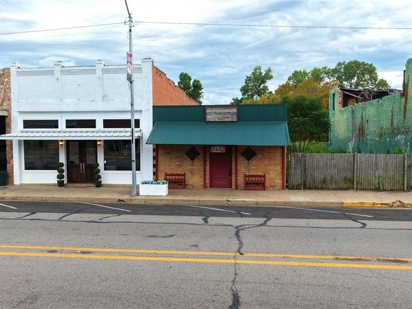 506 Main Street , Teague, TX 75860