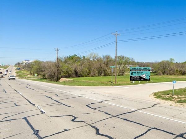 390 J.D. Towles Drive , Willow Park, TX 76067