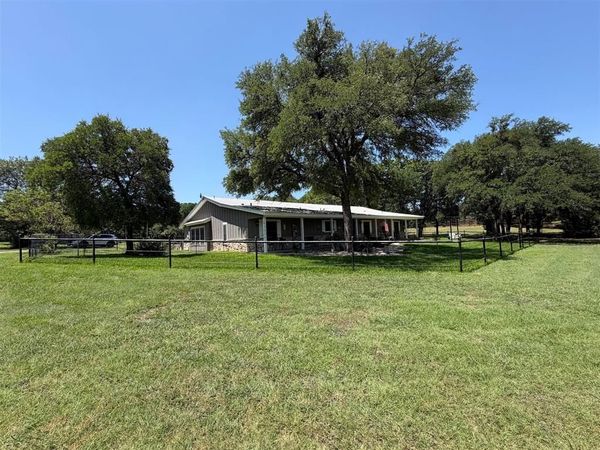 7085 Red Bud Lane, Fort Worth, TX 76135